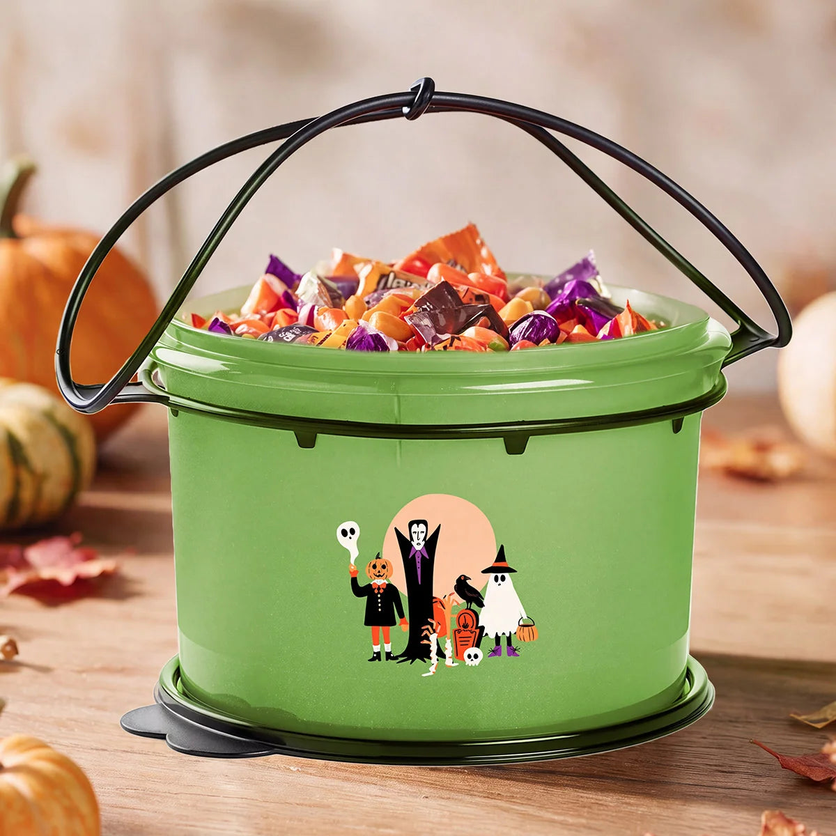 Tupperware® Halloween Canister With Cariolier®